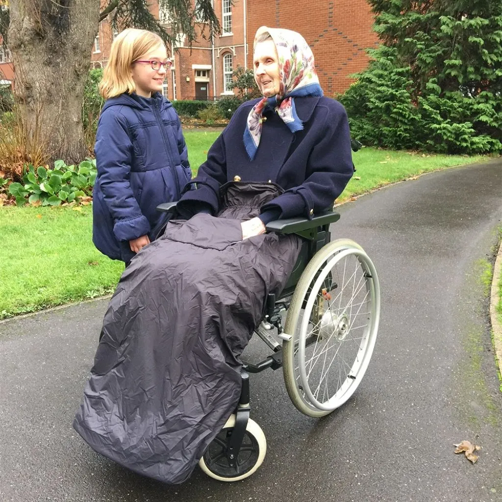 Adult fleece-lined wheelchair cosy - PLAIN BLACK