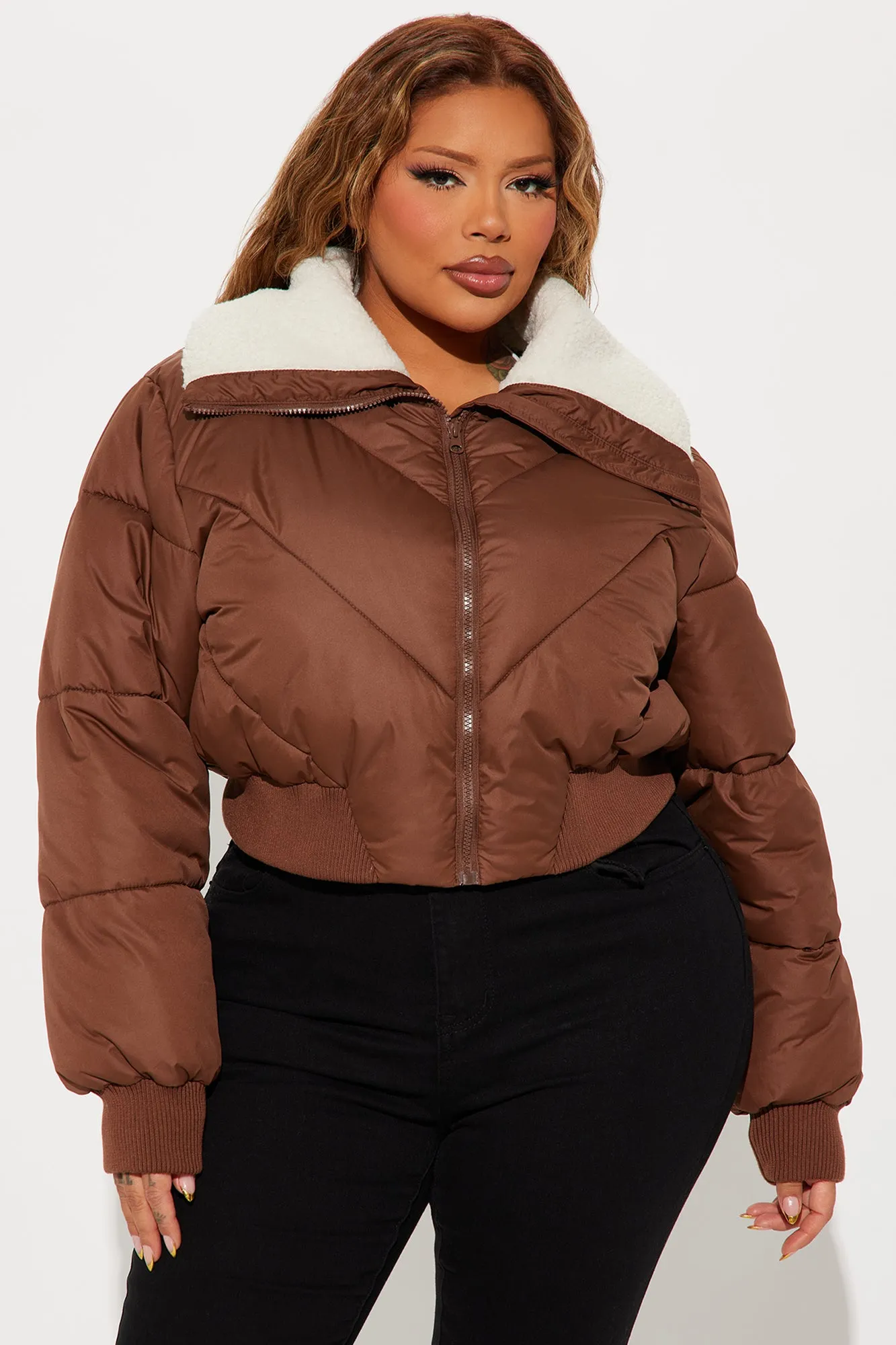 Akari Sherpa Collar Puffer Jacket - Brown