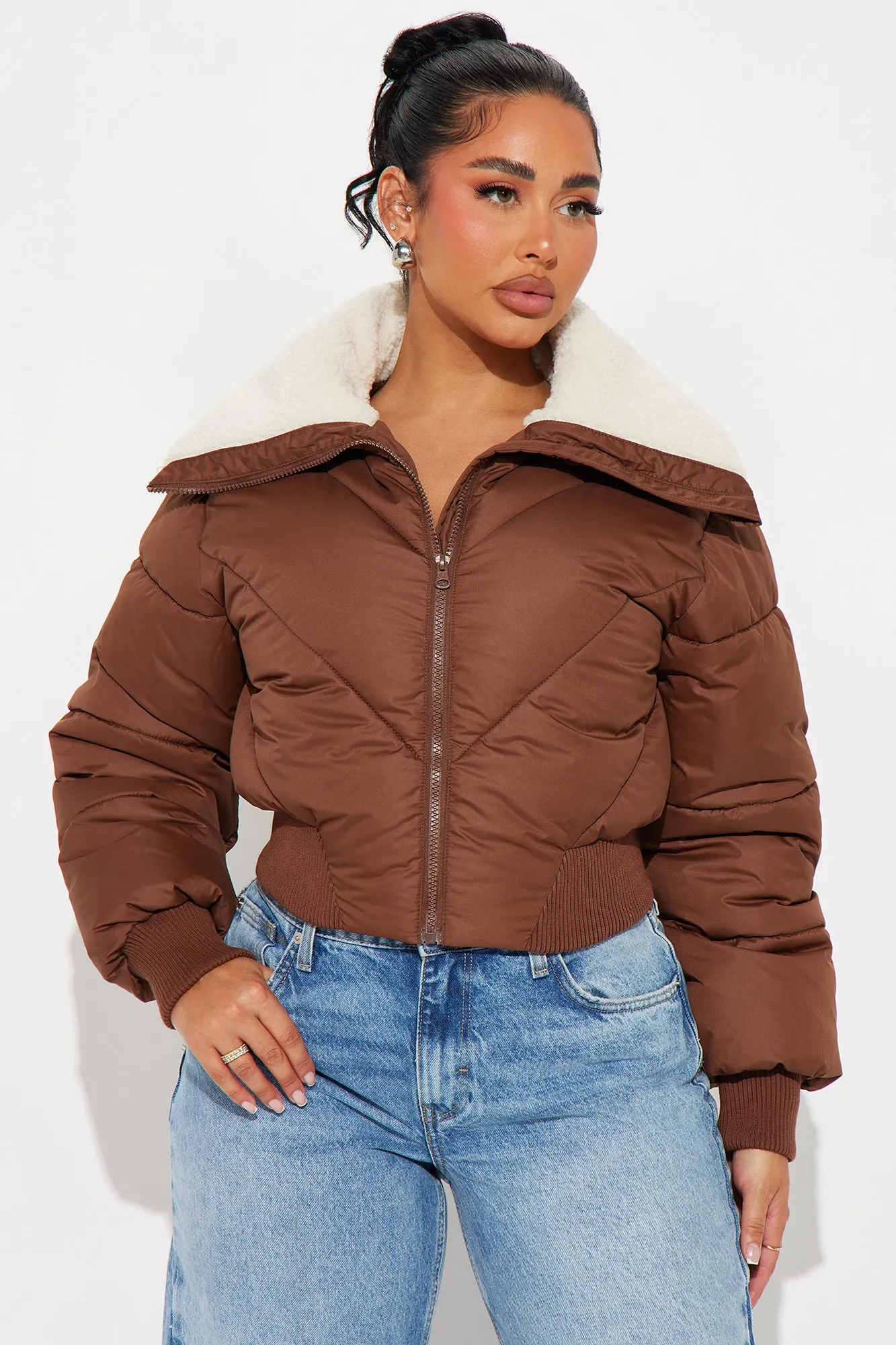 Akari Sherpa Collar Puffer Jacket - Brown