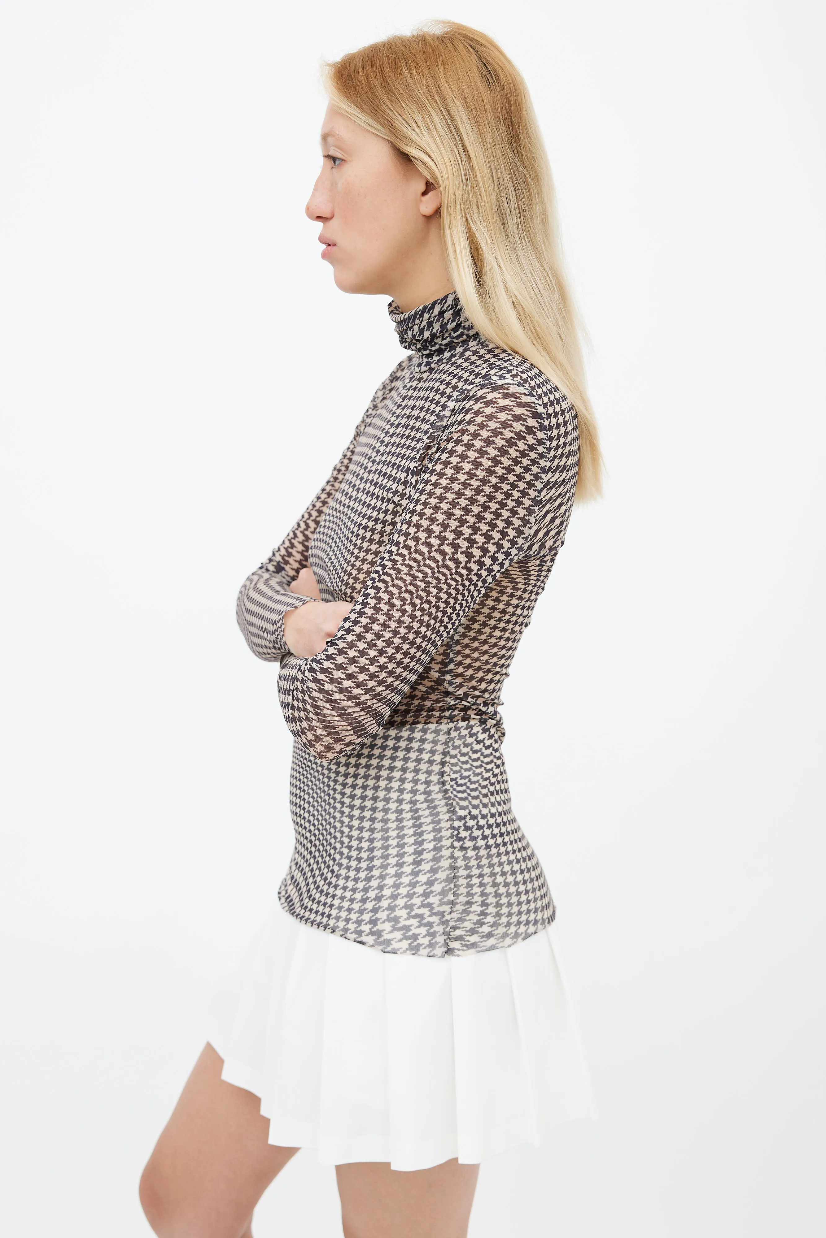 Black & Cream Houndstooth Pattern Long Sleeve Turtleneck