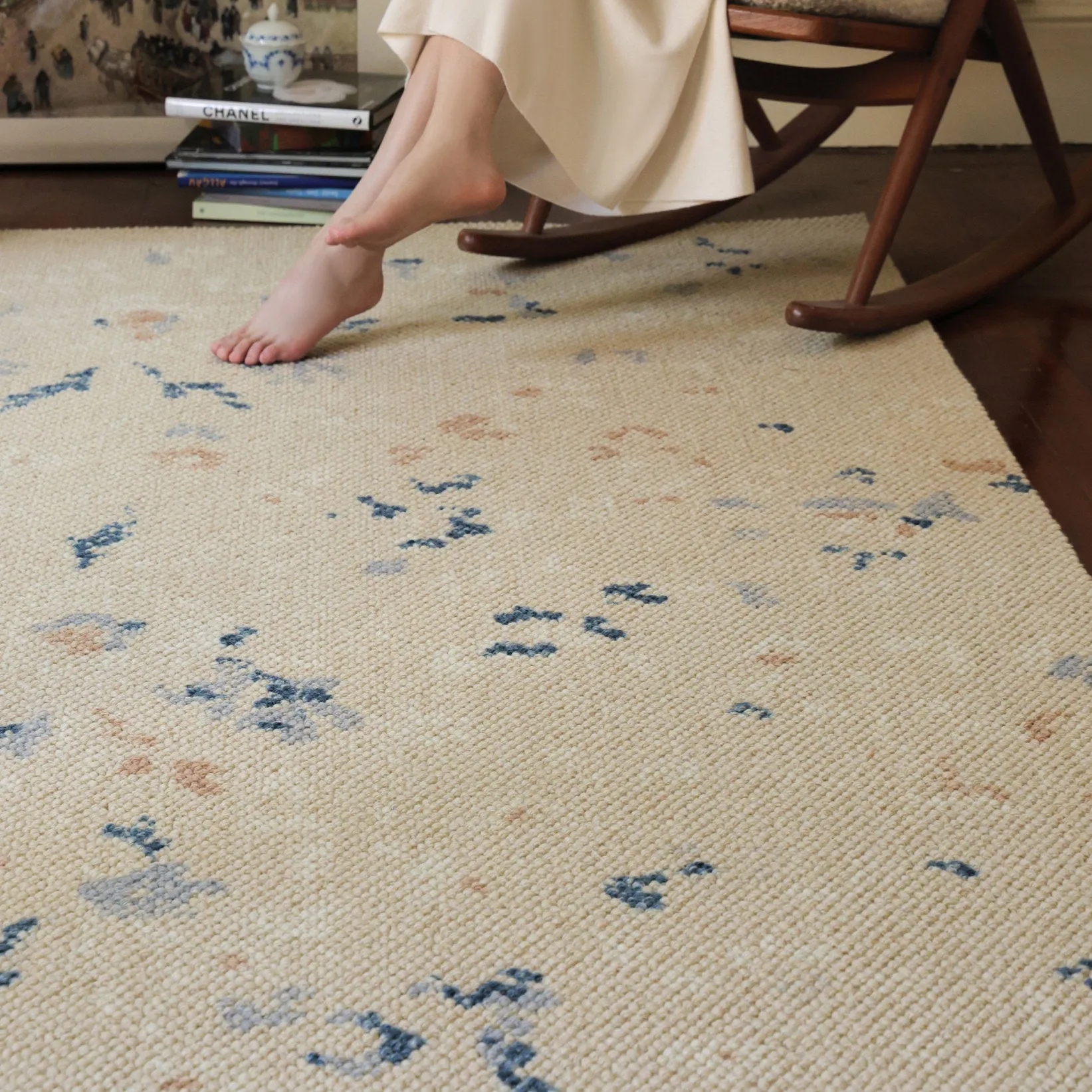 Elegant Floral Wool Carpet