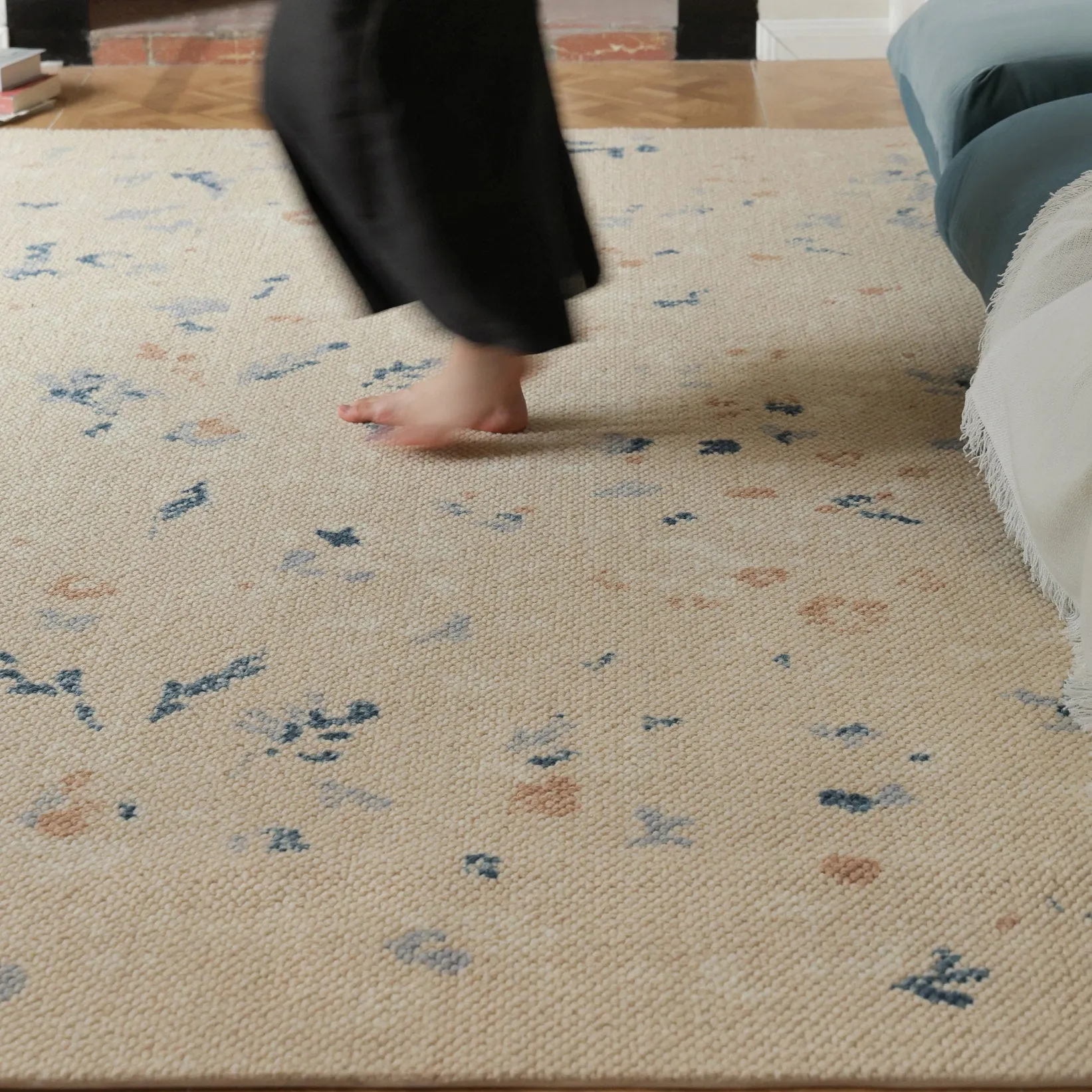 Elegant Floral Wool Carpet