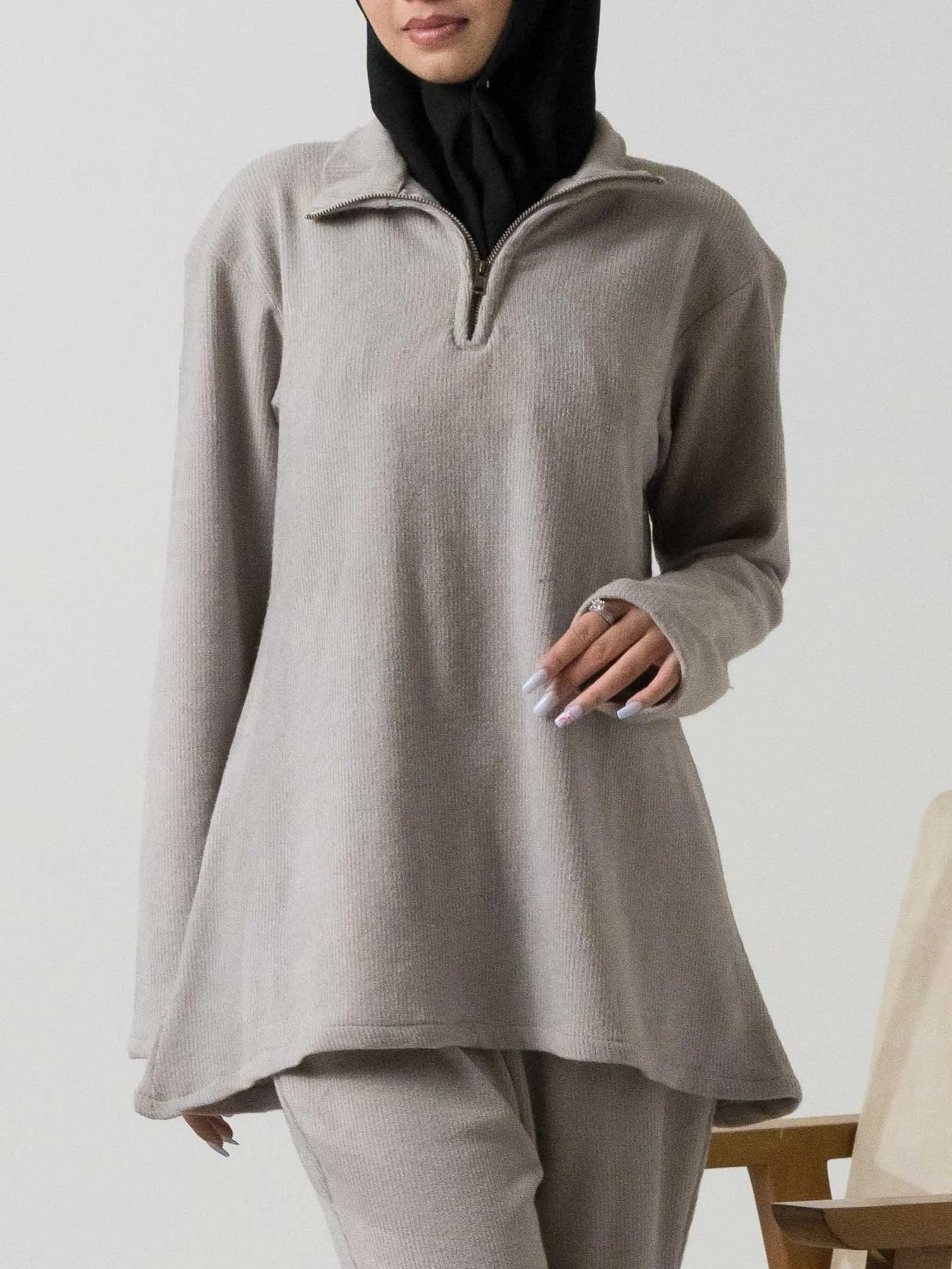 Essential Highneck Pullover - Grey