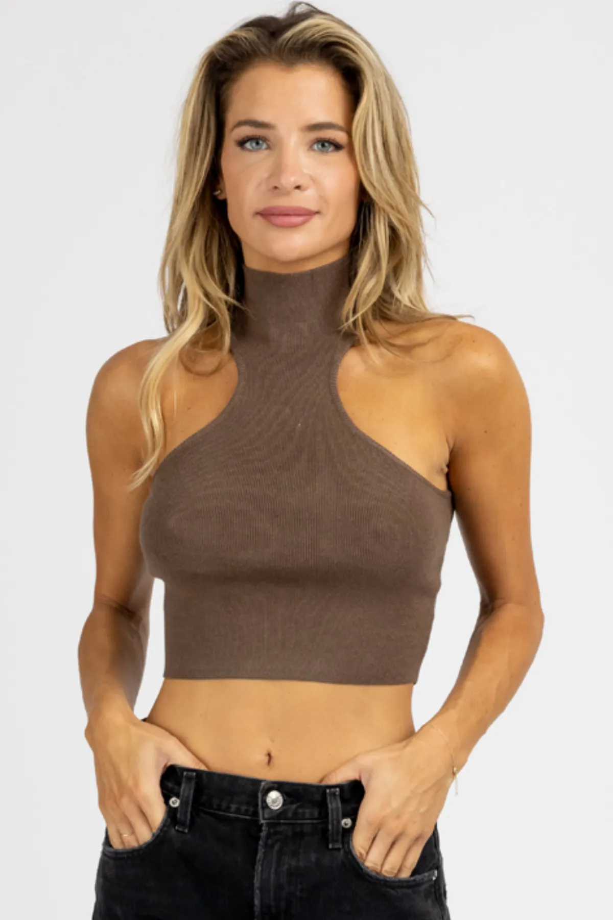 MOCHA TURTLENECK SLEEVELESS CROP TOP