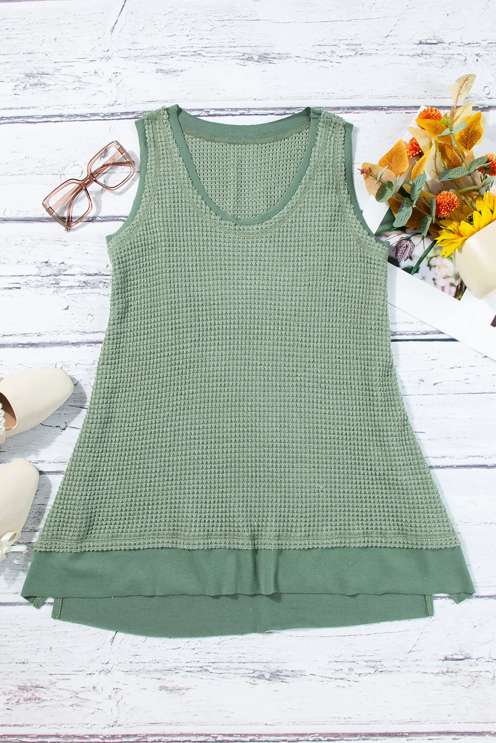 White Scoop Neck Waffle Knit Splicing Flowy Vest